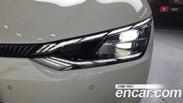 Kia EV6 Long Range — Фото автомобиля 20