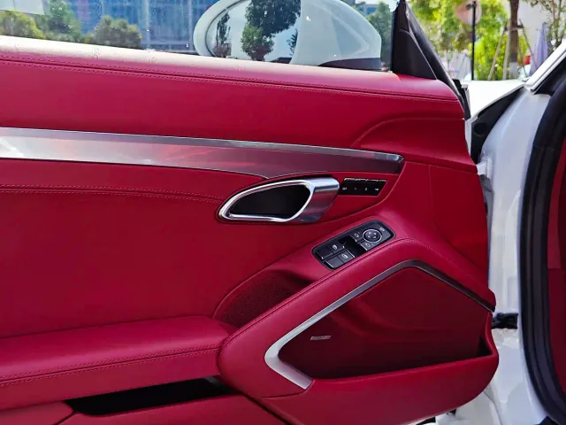 Porsche 718 — Фото автомобиля 14