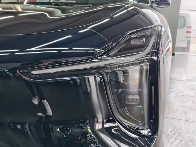 IM Motors LS6 — Фото автомобиля 15