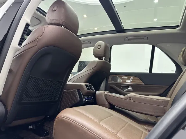 Mercedes-Benz GLE-Class — Фото автомобиля 14