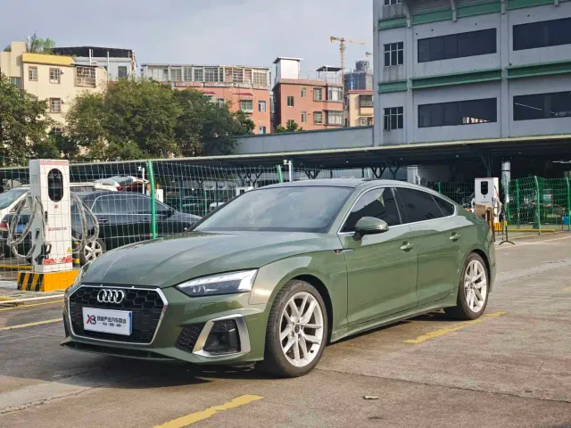 Фотография автомобиля — Audi A5