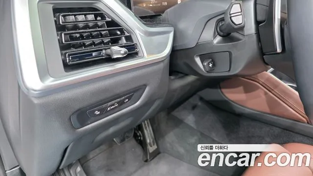 BMW X6 xDrive40i M Sport — Фото автомобиля 16