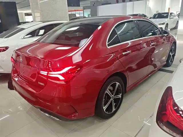 Mercedes-Benz A-Class — Фото автомобиля 6