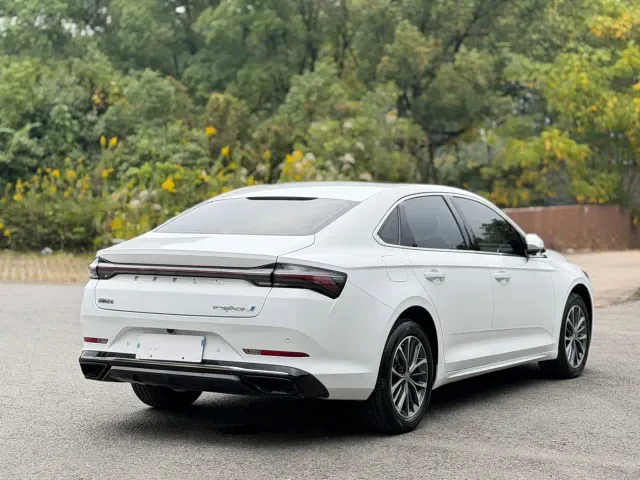 Geely Xingrui — Фото автомобиля 4