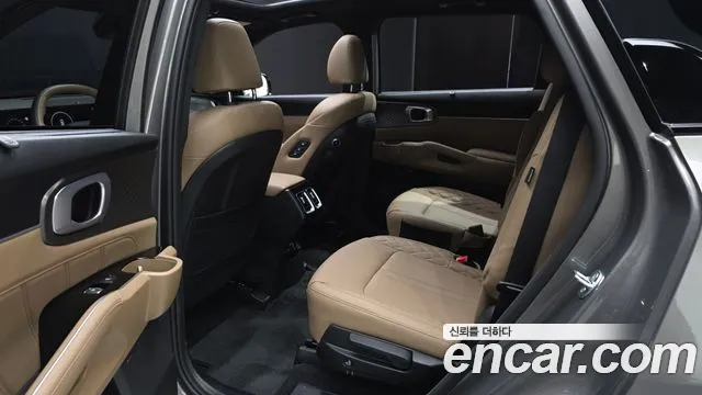 Kia Sorento Новый Sorento 4 поколение Бензин 2.5T 4WD — Фото автомобиля 10