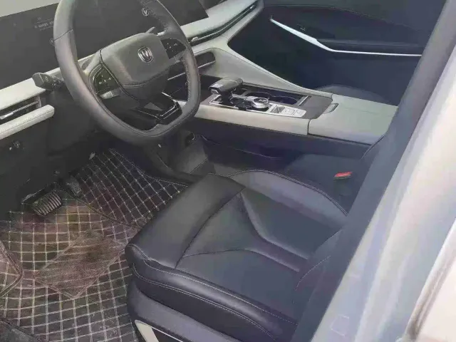 Changan CS75 Plus — Фото автомобиля 4