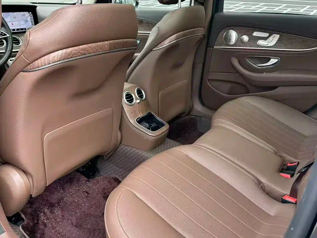 Mercedes-Benz E-Class — Фото автомобиля 9