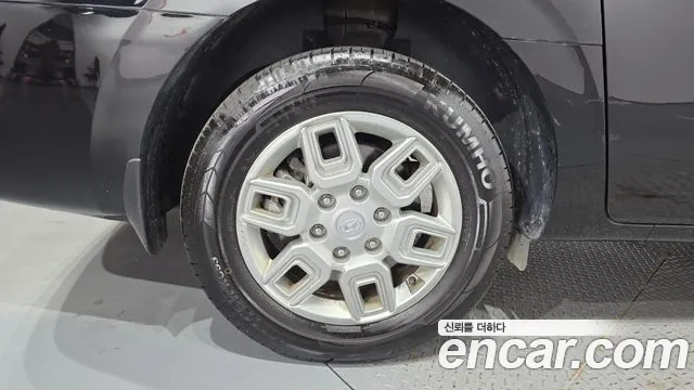 Hyundai Staria — Фото автомобиля 5