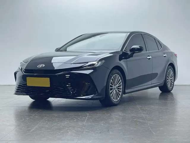 Фотография автомобиля — Toyota Camry