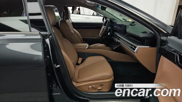 Hyundai Grandeur GN7 — Фото автомобиля 17