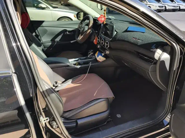 Nissan Sylphy — Фото автомобиля 8