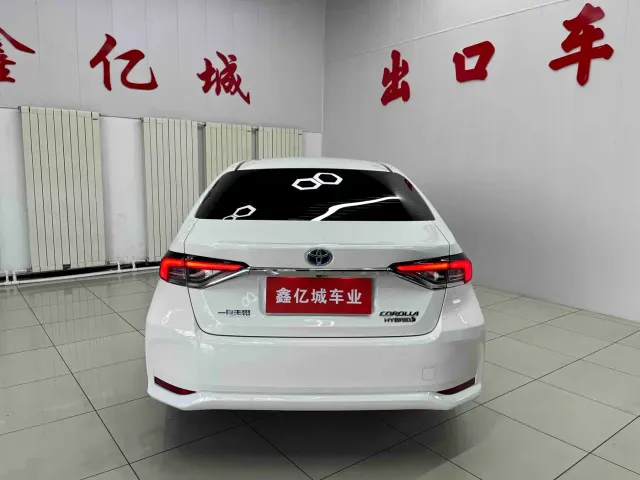 Toyota Corolla — Фото автомобиля 5