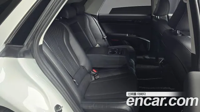 Hyundai Grandeur GN7 — Фото автомобиля 11