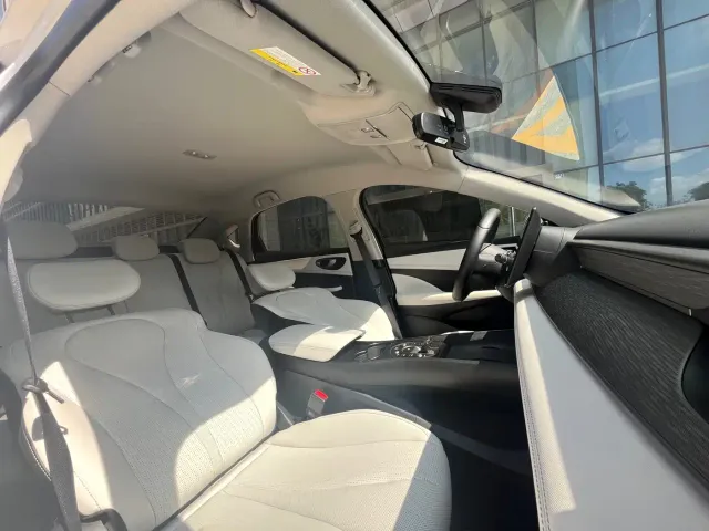 BYD Seal 05 DM-i — Фото автомобиля 14