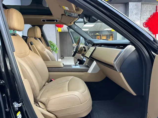 Land Rover Range Rover — Фото автомобиля 12