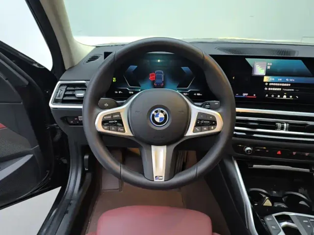 BMW i3 — Фото автомобиля 10