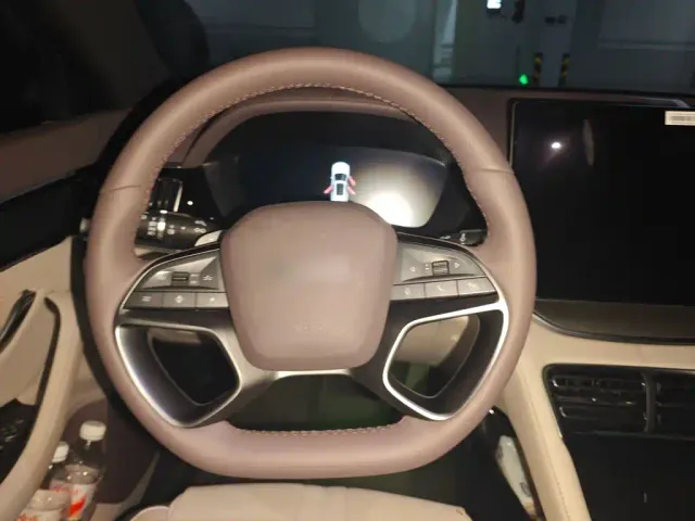 BYD Song PLUS — Фото автомобиля 6