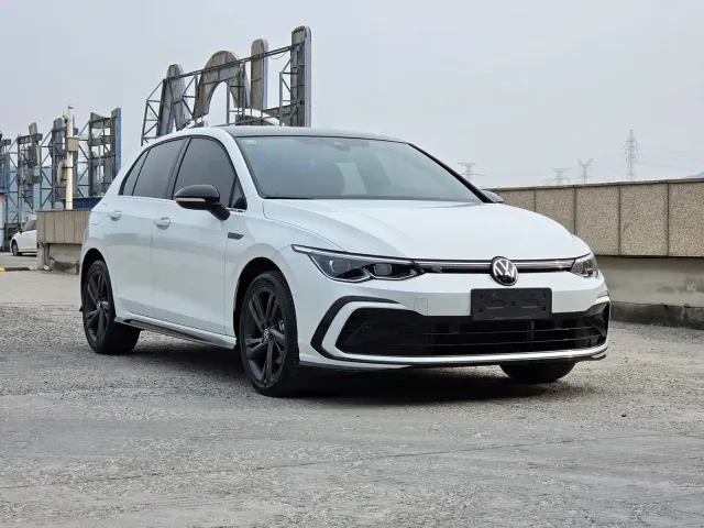 Volkswagen Golf 2021 280TSI DSG R-Line — Фото автомобиля 3