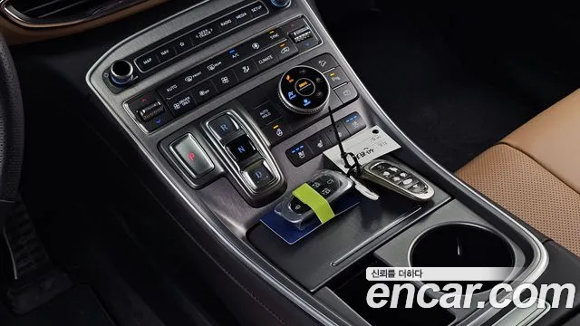 Hyundai Santafe — Фото автомобиля 9