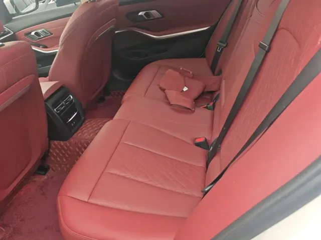 BMW 3 Series — Фото автомобиля 16