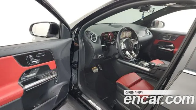Mercedes-Benz GLA-Class — Фото автомобиля 10