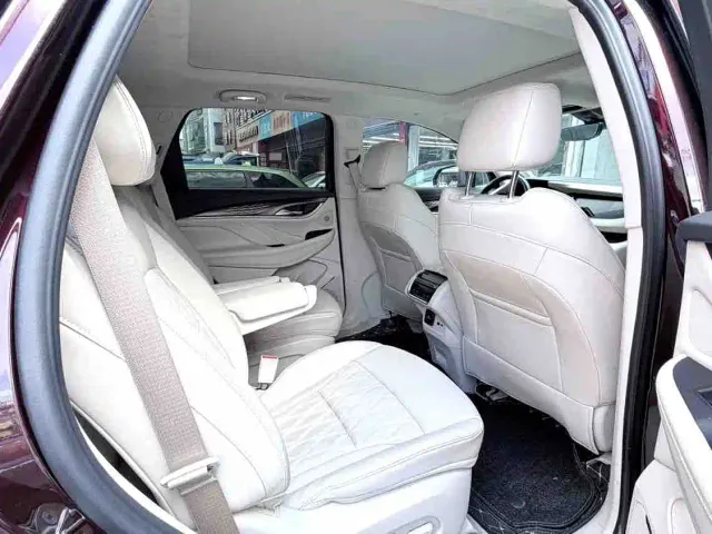 Buick Enclave — Фото автомобиля 9