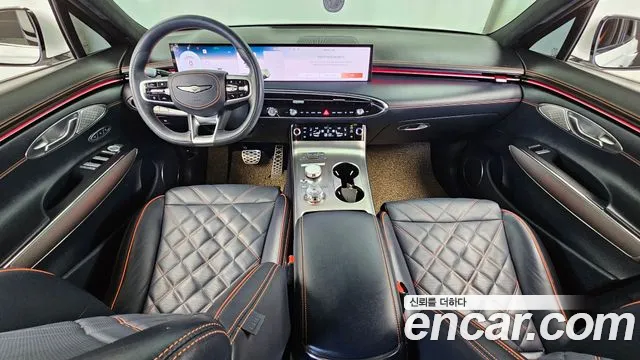 Genesis GV70 — Фото автомобиля 10