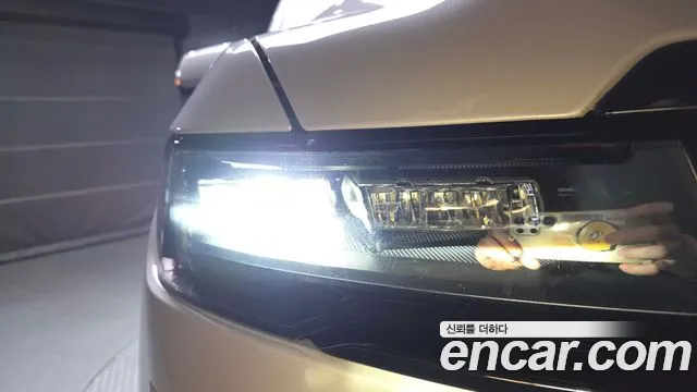 Cadillac Escalade Generation 5 — Фото автомобиля 22