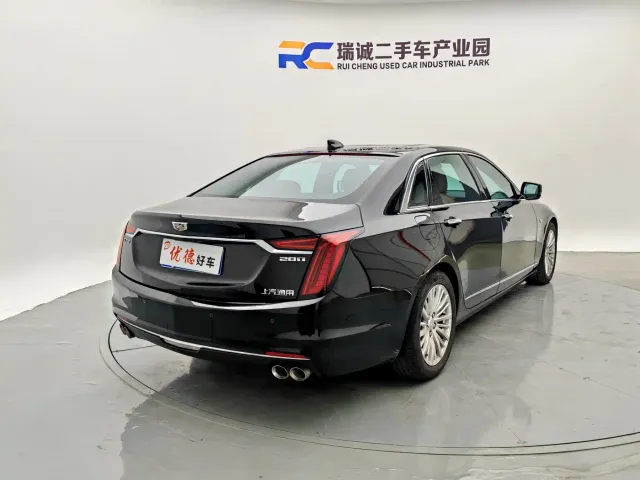 Cadillac CT6 — Фото автомобиля 15