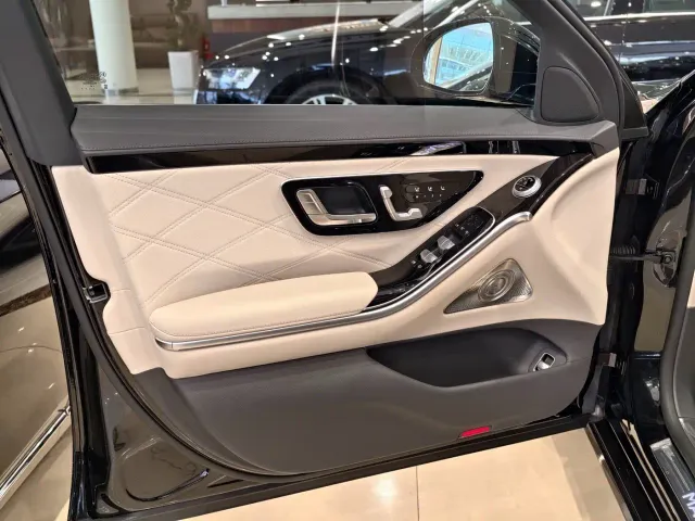 Mercedes-Benz Maybach S-Class — Фото автомобиля 4