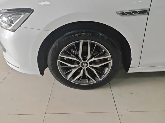 BYD Qin PLUS — Фото автомобиля 22