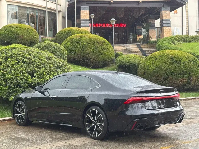 Audi A7L — Фото автомобиля 23