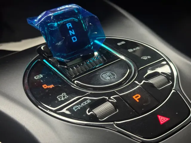 BYD Seal — Фото автомобиля 6
