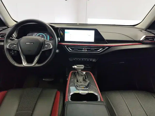 Changan Oushang X5 — Фото автомобиля 12