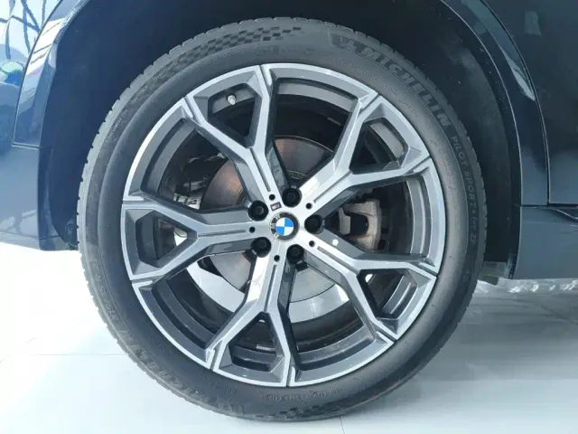 BMW X5 — Фото автомобиля 19