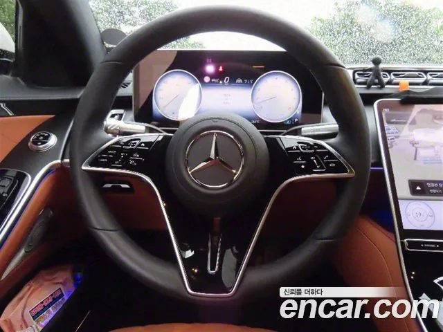 Mercedes-Benz S-Class — Фото автомобиля 16