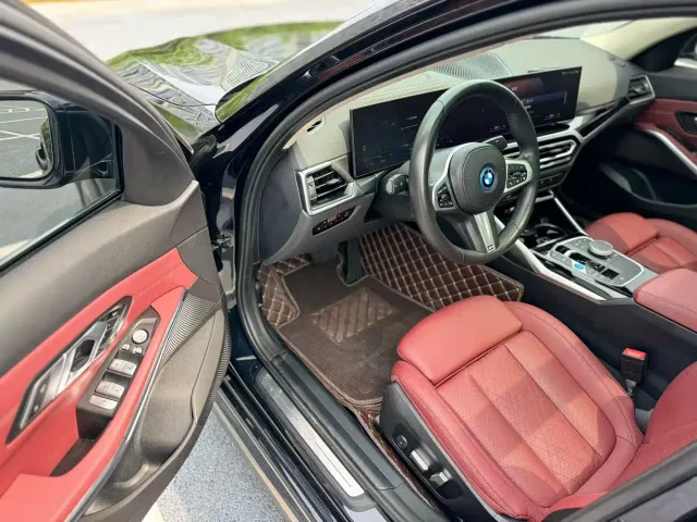 BMW i3 — Фото автомобиля 4