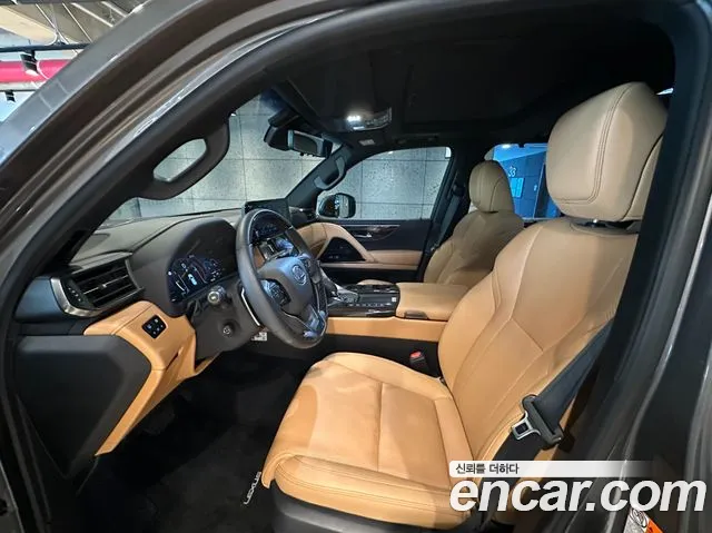 Lexus LX — Фото автомобиля 11