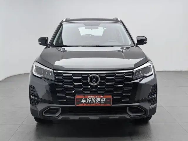 Changan CS75 — Фото автомобиля 3
