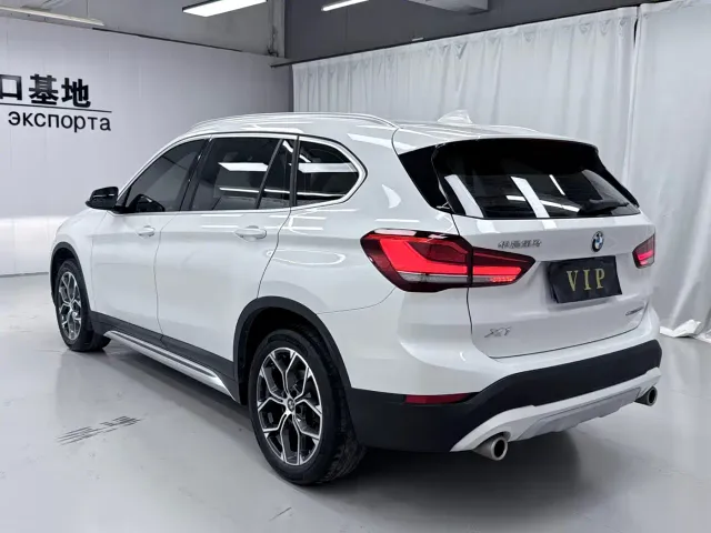 BMW X1 — Фото автомобиля 4