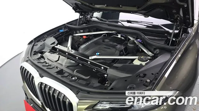 BMW X7 — Фото автомобиля 6