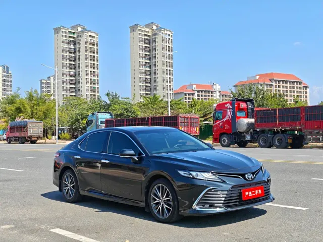 Toyota Camry — Фото автомобиля 6