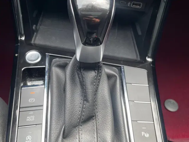 Volkswagen Passat — Фото автомобиля 11