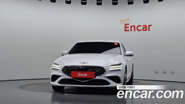 Genesis G70 New — Фото автомобиля 3