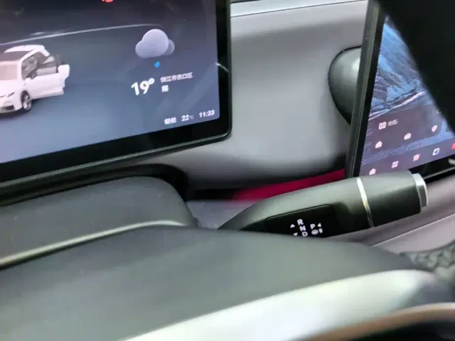 Leapmotor C16 — Фото автомобиля 13