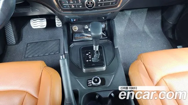 KG_Mobility_Ssangyong Rexton Новый Rexton Sport Khan Дизель 2.2 4WD — Фото автомобиля 9