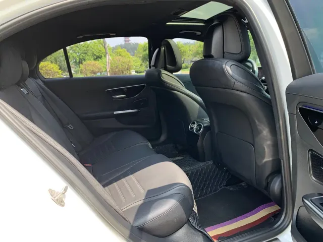 Mercedes-Benz C-Class — Фото автомобиля 12