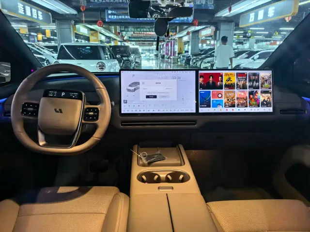 Li Auto i6 — Фото автомобиля 6
