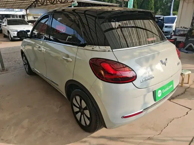 Wuling Bingo — Фото автомобиля 4