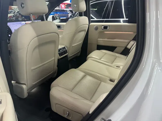 Li Auto L6 — Фото автомобиля 4